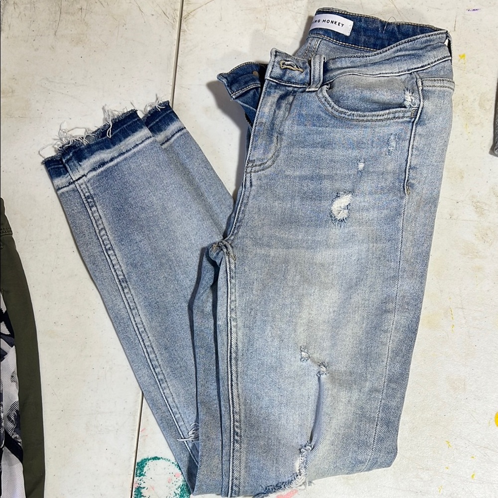 Flying Monkey Blue Ankle Cropped Jeans with Frayed Hem